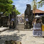 Mana Uluwatu Restaurant & Bar - 