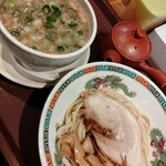 博多とんこつ 天神旗 - 