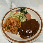 果樹園 - ハンバーグナポリタン780円