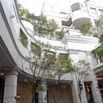 マンジャーレ - 建物