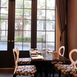 マンジャーレ - 店内の一部