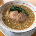 山珍飯店 - 摺りごまをタップリ投入