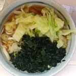 手打うどん 山椒 - わかめうどん（小）300円