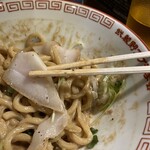 武蔵野アブラ學会 - チャッチャ背脂ともトントロともまた違うこの味わい。