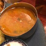 チーズケーキと彩りカレー Luna piena - チキンカレー