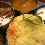 チーズケーキと彩りカレー Luna piena - 