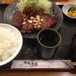 Yoshikatsutei - トンテキ定食