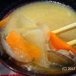 丸山吉平 - 具沢山の豚汁。