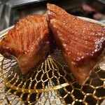 北海道焼肉 北うし - 知床和牛タンタン元