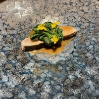 中土 - 【写真⑩】鰆・広島錦ソース・寒締めちぢみほうれん草・菜の花