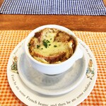 キャセロール - オニオングラタンスープ。500円+税
