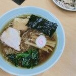 マルコーラーメン - 親方の味とスープが違うが麺は似てるべ!基本に忠実に親方を越えようとしているんだべ!昭和風懐かしの古き良き味だべ!