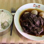 スカンディヤ - ランチコース・ビーフソテー スパニッシュソース