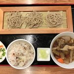 茨城マルシェ - 茨城の郷土料理ふるさとけんちん蕎麦 980円