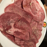 焼肉屋マルキ市場 - 