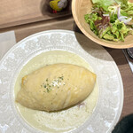 La Foire.s Kitchen - 【カスタムオムライス】(ドリンク付き)
            Egg：クラウド
            Souse：ホット(チーズ)
            Rice：バターライス
            ドリンク：烏龍茶