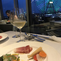 24/7 restaurant - 