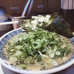 御天 - ネギラーメン　ホリゾンタルアングル