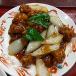 Houkouen - 鶏肉の黒酢炒め