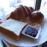 イタリアンダイニング ケシキ - パン