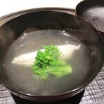 新ばし 星野 - お椀：シラウオと菜の花