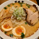 壱番亭 - 熟成味噌ラーメン+味タマ♪