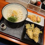 Sanuki udon boutsurukoshi - 今日のランチ♡