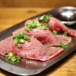 Taishuu yakiniku suu - 