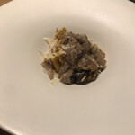 communico - パスタは自家製平麺。ばあく豚のラグー。トリュフもたっぷりでした。