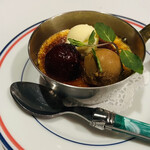 サラマンジェ ドゥ カジノ - クリームブリュレとキャラメルアイスクリーム