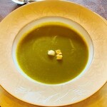 プティレストラン グーテ - 大根の葉っぱのスープ 