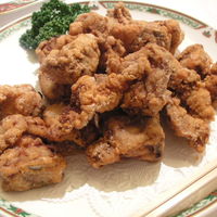 中国料理 桃花林 - 骨付き豚バラから揚げ