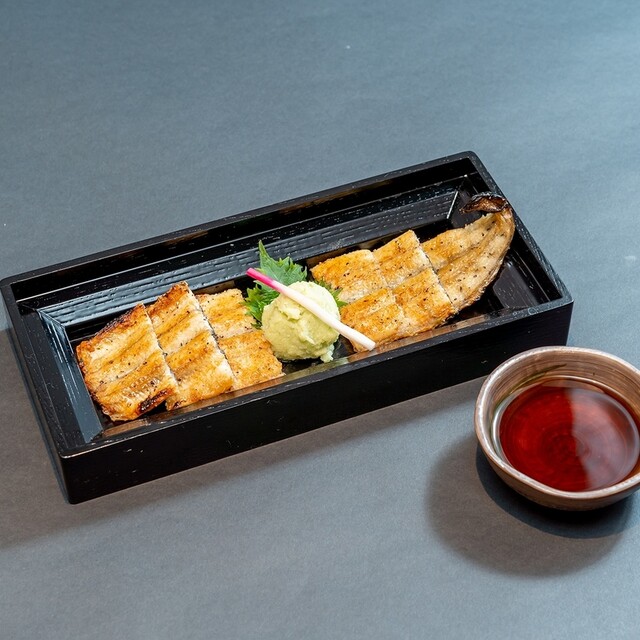 出汁で食べる白焼き ~わさびおろし添え~