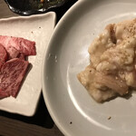 Yakiniku Ichiba Umauma - 右）ホルモン・塩