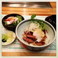 ステーキハウス欅 - ステーキ丼（1300円）