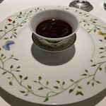 シェ・イノ - フォアグラのフラン仕立て