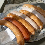 肉の伊勢屋 - 伊勢屋　数種類のブルストセット　お楽しみウィンナー　100g/308円