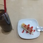 イゾラ フェリーチェ - ドルチェとアイスコーヒー