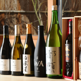 Immerse yourself in the mellow aftertaste of this famous sake, which is perfect for a nutritious dish.