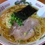 中華そば　醤油ラーメン　６８０円