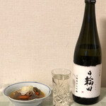 日之出蔵 - もつ煮で日輪田・山廃純米大吟醸をぐびぐび！
