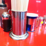 ラーメン二郎 - 卓上調味料