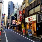 桂花ラーメン - 店前通り。