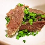 珠杏 - お通し、鹿肉の味噌漬け