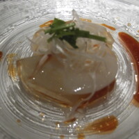 廣東料理 民生 ヒルトンプラザウエスト店 - 蟹肉とクラゲの和え物