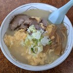 味乃やまびこ - 塩玉子とじラーメン