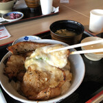 丼屋 炙り - 炙り豚味噌丼とろろ添え