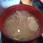 くつろぎ亭ひこべえ  - モサエビ入り味噌汁