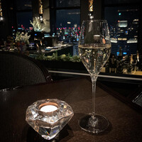 DINING & BAR TABLE 9 TOKYO - 