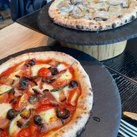 800°DEGREES ARTISAN PIZZERIA - 